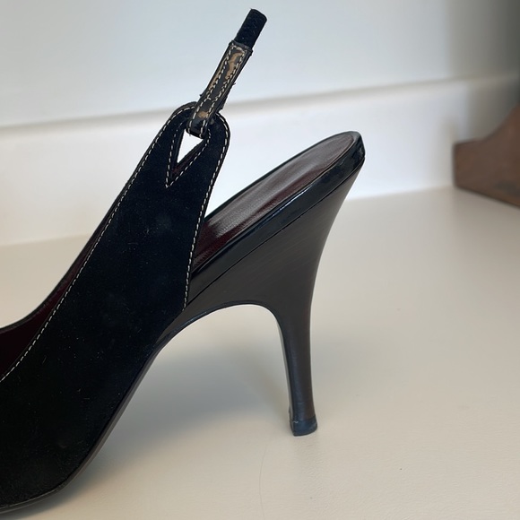 VINTAGE Chanel Suede & Patent Leather Slingback Heels - Picture 5 of 10
